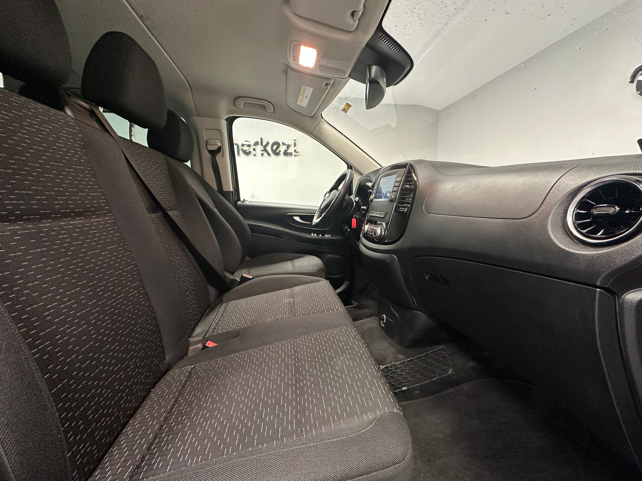 MERCEDES VITO 16